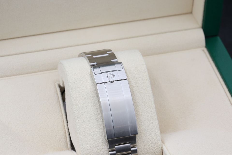 Rolex Deepsea 126660 - D-Blue Image 3